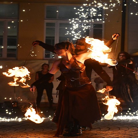 Feuerkünstler